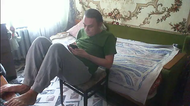 Snapshot of viktorru77 chatting on 01-07-25, 07:42 viktorru77 online show from 01-07-25, 07:42