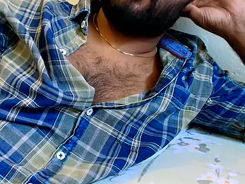 Snapshot of SHENOY3 chatting on 04-09-26, 03:39 SHENOY3 online show from 04-09-26, 03:39