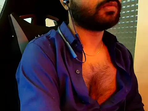 Snapshot of SHENOY3 chatting on 04-10-26, 04:17 SHENOY3 online show from 04-10-26, 04:17