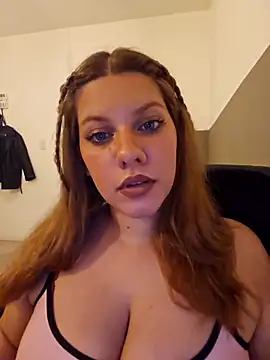 Snapshot of Janefruti chatting on 02-28-25, 03:15 Janefruti online show from 02-28-25, 03:15