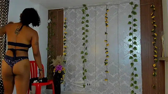 kelly thomson online show from 03-11-26, 02:34