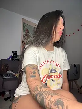 kiaraglam2 online show from 11-21-25, 01:32