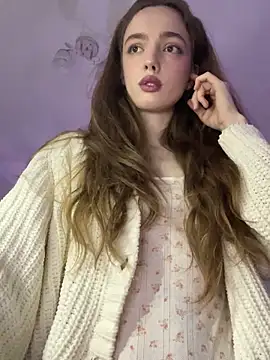 Snapshot of Weeissy chatting on 01-13-25, 08:26 Weeissy online show from 01-13-25, 08:26