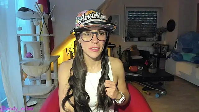 tinny williams online show from 10-09-25, 05:38