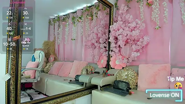 SammyGirlTS online show from 04-13-26, 01:38