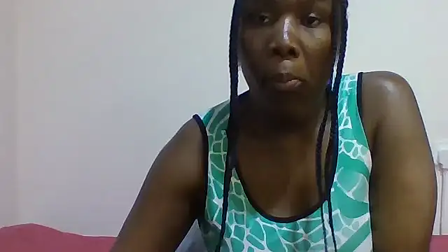 Snapshot of sweetelle09 chatting on 10-15-25, 07:25 sweetelle09 online show from 10-15-25, 07:25