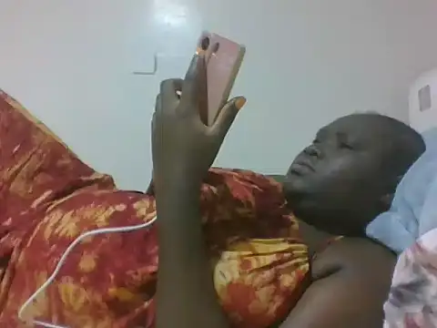 queen aria19 online show from 02-26-26, 06:23