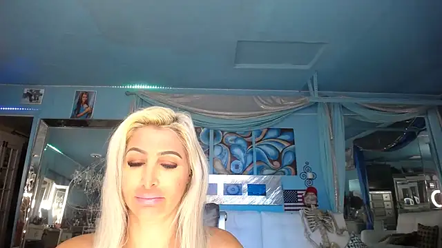 ADRIANNA FOX online show from 03-01-25, 08:13