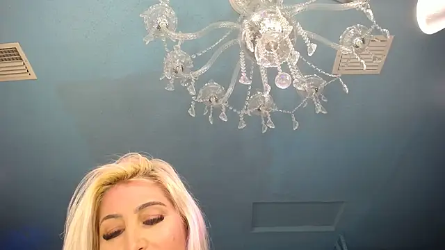 ADRIANNA FOX online show from 03-03-25, 05:39