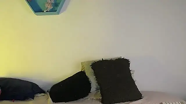 Snapshot of amanda_milf_1 chatting on 07-22-26, 08:33 amanda milf 1 online show from 07-22-26, 08:33