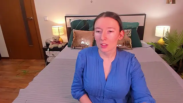 Snapshot of CatherineWalls chatting on 03-02-26, 04:14 CatherineWalls online show from 03-02-26, 04:14