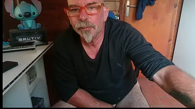 0oscar xxx online show from 11-01-25, 01:35