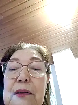 Vicky Rosse online show from 01-28-25, 07:21