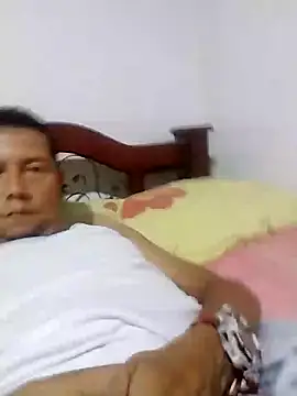 Snapshot of Lachuchaenlacara1988 chatting on 12-22-24, 03:00 Lachuchaenlacara1988 online show from 12-22-24, 03:00