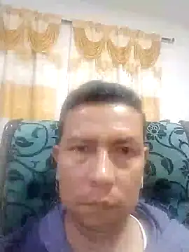 Snapshot of Lachuchaenlacara1988 chatting on 01-12-25, 04:10 Lachuchaenlacara1988 online show from 01-12-25, 04:10