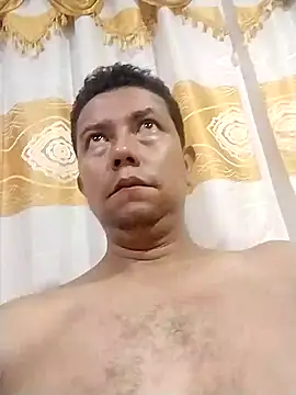 Snapshot of Lachuchaenlacara1988 chatting on 01-28-25, 03:15 Lachuchaenlacara1988 online show from 01-28-25, 03:15