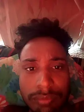 Snapshot of Aayankhan99 chatting on 11-20-25, 03:39 Aayankhan99 online show from 11-20-25, 03:39