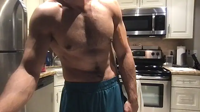 BigGuyMuscle online show from 12-05-25, 02:42