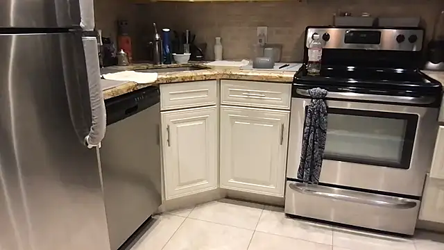 Snapshot of BigGuyMuscle chatting on 01-13-26, 09:09 BigGuyMuscle online show from 01-13-26, 09:09