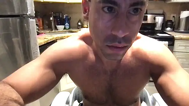 Snapshot of BigGuyMuscle chatting on 02-16-26, 09:05 BigGuyMuscle online show from 02-16-26, 09:05