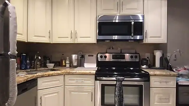 BigGuyMuscle online show from 04-08-26, 04:18