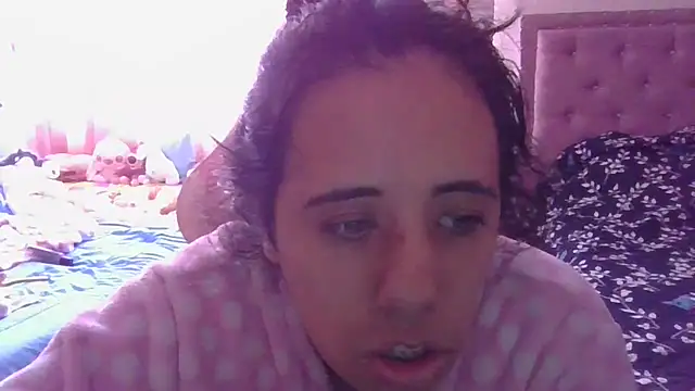 Snapshot of annarose19 chatting on 10-03-25, 04:59 annarose19 online show from 10-03-25, 04:59