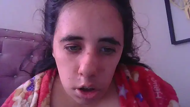 Snapshot of annarose19 chatting on 12-22-25, 07:11 annarose19 online show from 12-22-25, 07:11