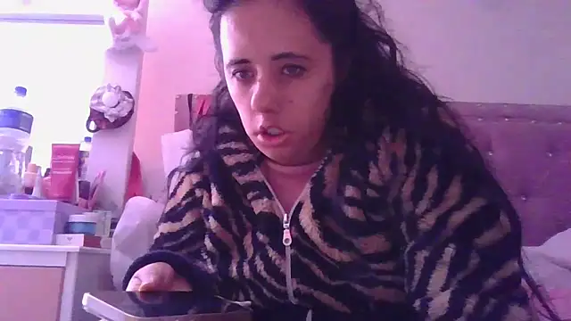 Snapshot of annarose19 chatting on 01-08-26, 05:15 annarose19 online show from 01-08-26, 05:15