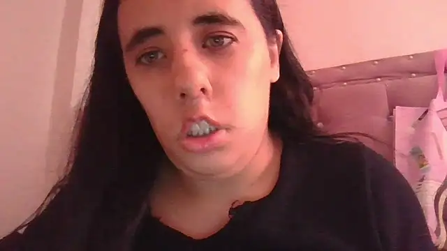 Snapshot of annarose19 chatting on 02-16-26, 06:48 annarose19 online show from 02-16-26, 06:48