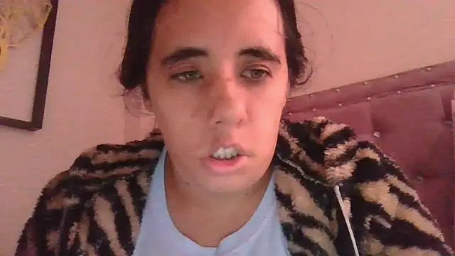 Snapshot of annarose19 chatting on 02-24-26, 07:12 annarose19 online show from 02-24-26, 07:12