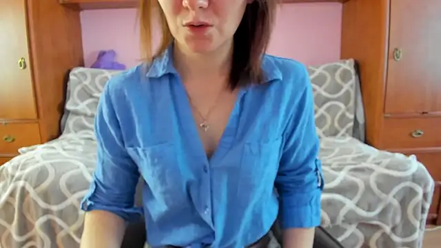 HolmesAriana online show from 03-15-25, 07:20