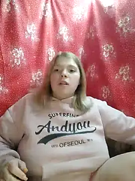 Zuli Kiska online show from 12-21-24, 08:10