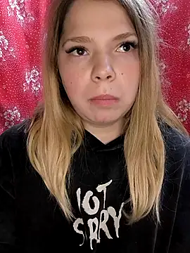 Zuli Kiska online show from 10-28-25, 09:06