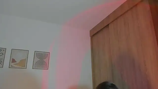 iriswest  online show from 02-12-25, 04:23