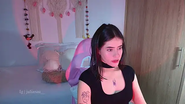 iriswest  online show from 03-28-26, 12:43