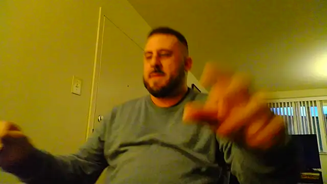 Snapshot of JBizzy69 chatting on 10-20-25, 10:54 JBizzy69 online show from 10-20-25, 10:54