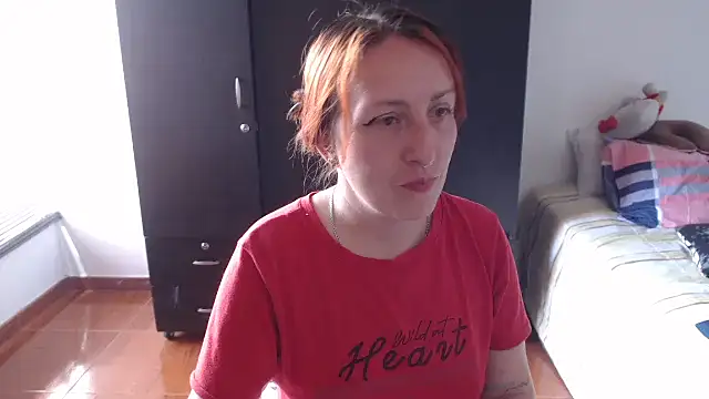 kittykalor09 online show from 11-22-25, 05:45