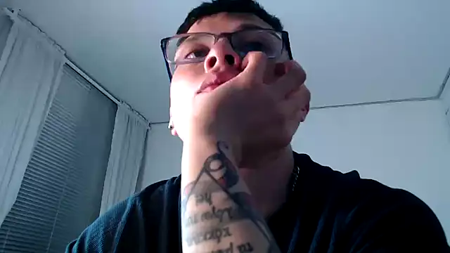 MathewCollin online show from 02-19-25, 11:25