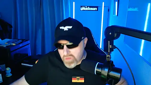 DerPornoPete online show from 09-24-25, 09:51