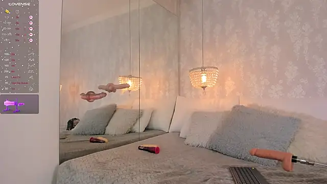 danaythamara1 online show from 09-13-25, 09:03