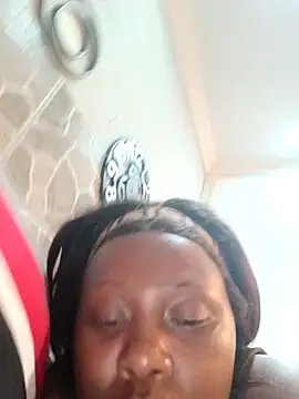 Snapshot of THREEHOLESPLEASURE99 chatting on 10-26-25, 06:03 THREEHOLESPLEASURE99 online show from 10-26-25, 06:03