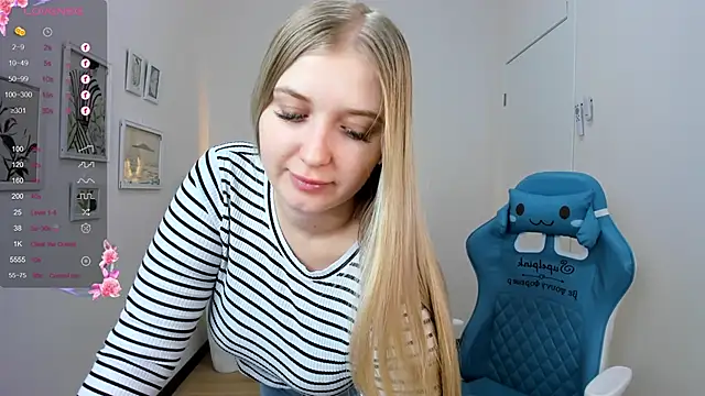 Snapshot of Adr1ana_ chatting on 12-15-24, 02:30 Adr1ana online show from 12-15-24, 02:30