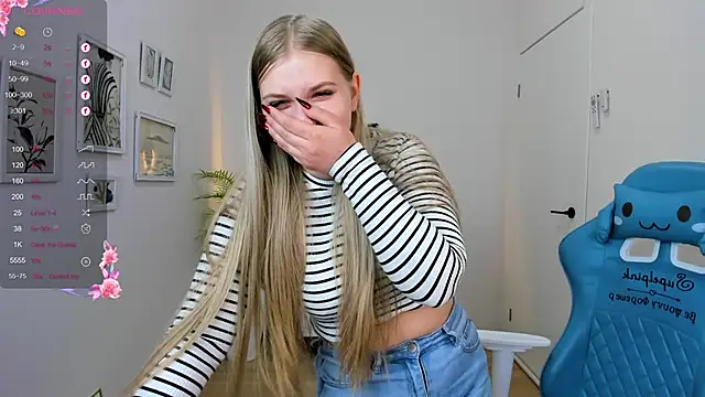 Snapshot of Adr1ana_ chatting on 12-15-24, 08:41 Adr1ana online show from 12-15-24, 08:41