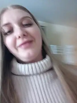 Snapshot of Adr1ana_ chatting on 01-10-25, 06:42 Adr1ana online show from 01-10-25, 06:42