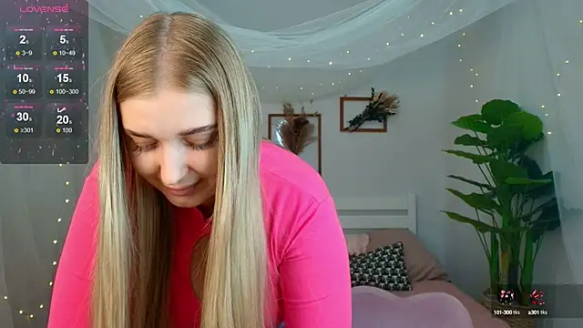 Snapshot of Adr1ana_ chatting on 03-19-25, 02:27 Adr1ana online show from 03-19-25, 02:27