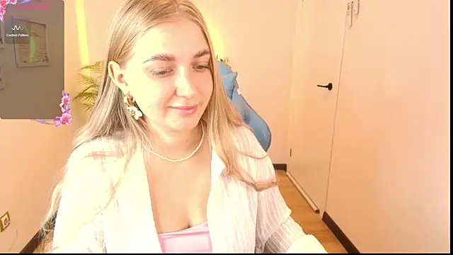 Snapshot of Adr1ana_ chatting on 09-11-25, 02:55 Adr1ana online show from 09-11-25, 02:55