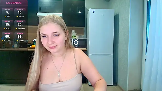 Snapshot of Adr1ana_ chatting on 11-01-25, 07:21 Adr1ana online show from 11-01-25, 07:21