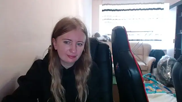 PeterAndJen online show from 10-23-25, 08:02