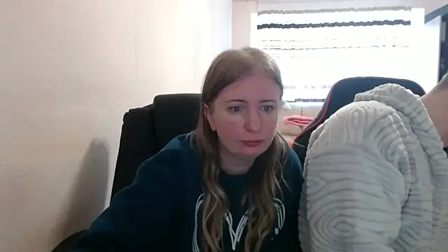 PeterAndJen online show from 10-30-25, 07:54