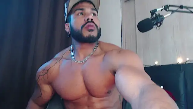 Artemis Kazttman online show from 01-02-25, 01:08